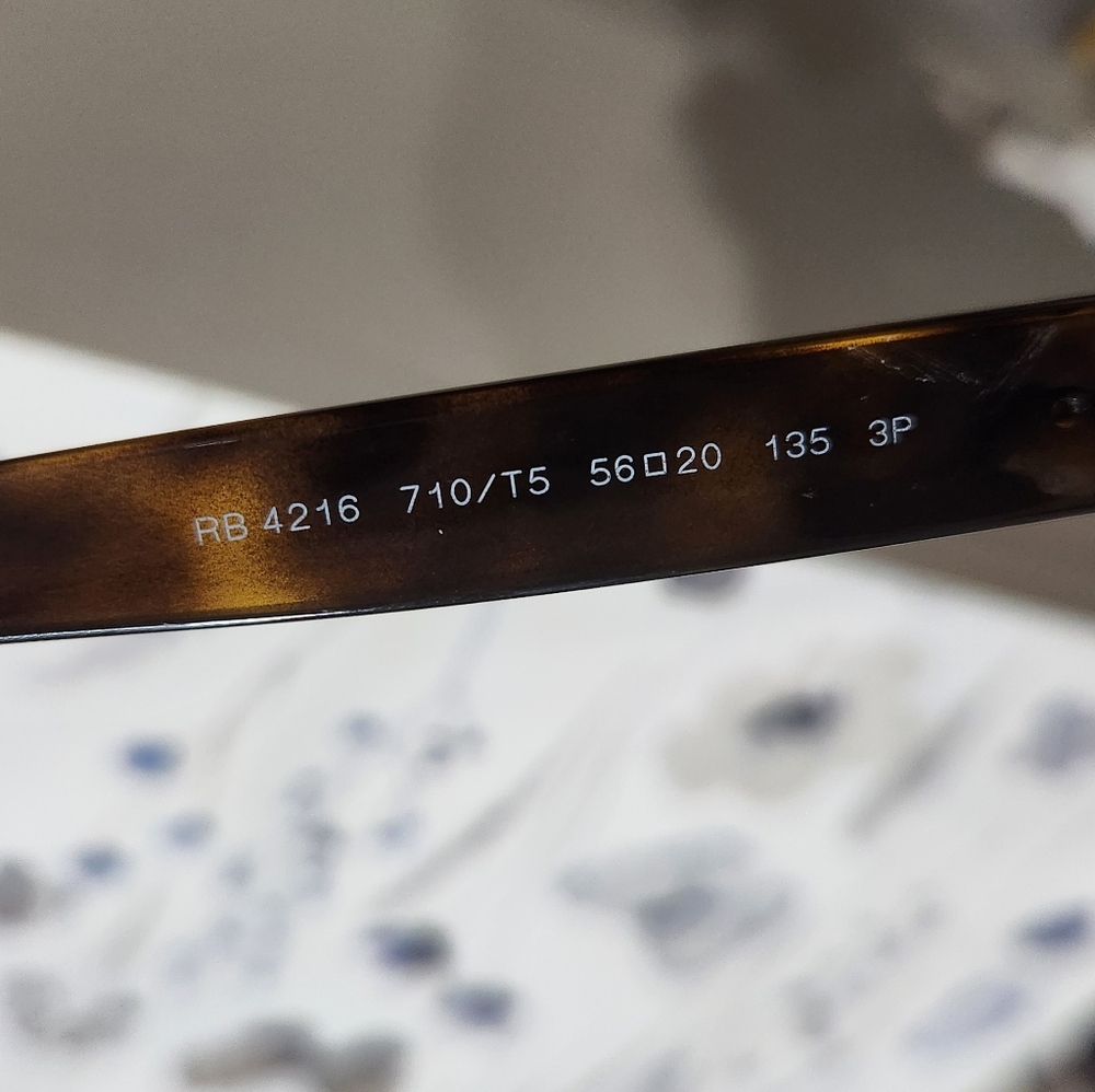 FRAMES:Ray-Ban Tortoise Shell Sunglasses - Picture 8 of 14